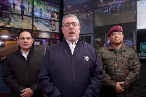 Ar&eacute;valo anuncia implementaci&oacute;n del plan Centinela Metropolitano