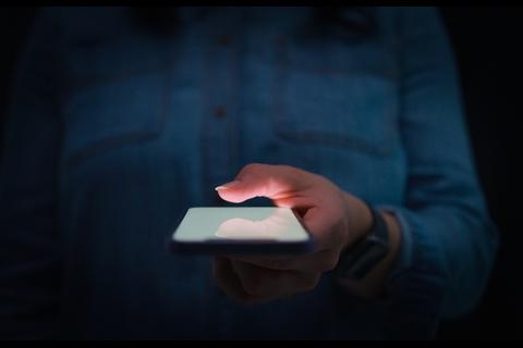 &iexcl;Es falso! El mensaje que guatemaltecos est&aacute;n recibiendo por 'cobro de multas'