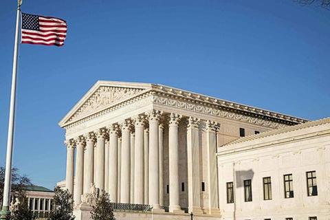 Corte Suprema de EE. UU. asesta golpe a Trump y anula su pol&iacute;tica arancelaria