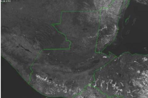 Frente fr&iacute;o 12 incrementar&aacute; nubosidad y lluvias dispersas este domingo 