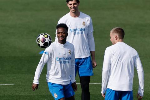 Sin Mou ni Prestianni, Real Madrid buscar&aacute; el pase a octavos ante el Benfica