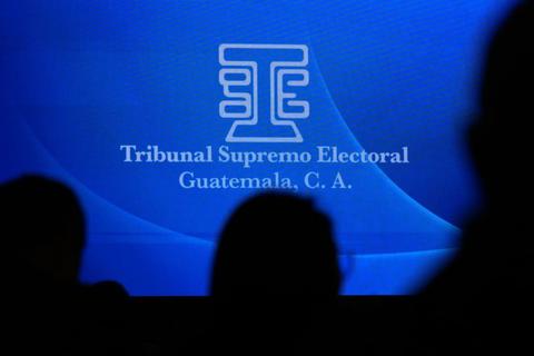 &iquest;Qu&eacute; es campa&ntilde;a pol&iacute;tica anticipada y qu&eacute; no? TSE define reglas para los pol&iacute;ticos