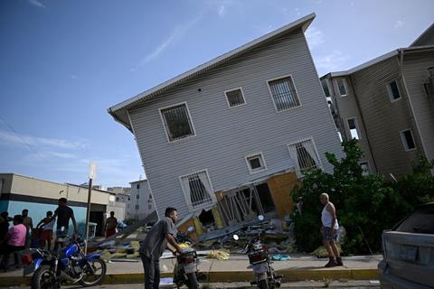Guatemalteco viviendo en Venezuela recibe apoyo tras perder su casa por terremotos