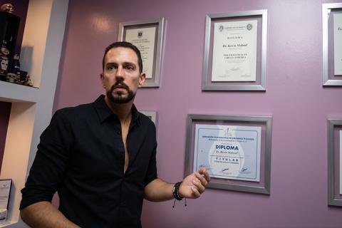 'Hay cosas que no me parecen', renuncia abogado de Kevin Malouf