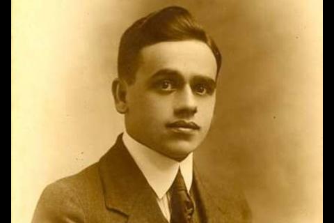 C&eacute;sar Bra&ntilde;as: El genio t&iacute;mido que transform&oacute; la cultura guatemalteca del siglo XX
