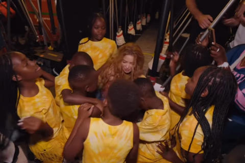 El mensaje de Shakira a los Ghetto Kids tras conciertos juntos