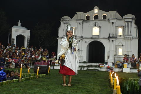 Nueva Rab&rsquo;in Ajaw 2026: Elena Mateo gana en Festival Alta Verapaz