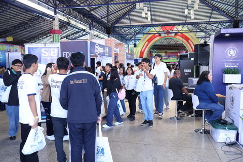 J&oacute;venes fortalecen sus conocimientos en finanzas personales