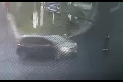 &iquest;No lo vio? Conductor atropella a un agente PMT en San Crist&oacute;bal, Mixco (video)