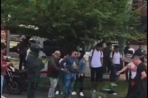 Golpean y retienen a supuesto asaltante en bulevar Liberaci&oacute;n (video)