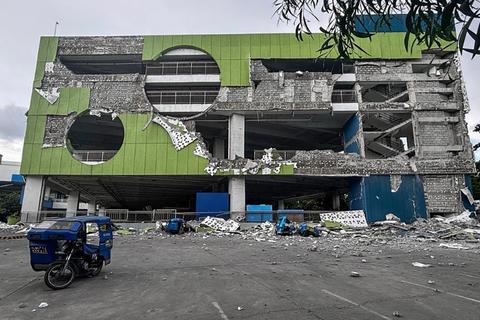 Filipinas: Terremoto de magnitud 7.8 deja al menos 15 fallecidos (Video)