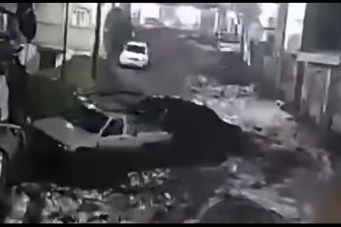 VIDEOS: grandes correntadas arrasan con todo en Quetzaltenango