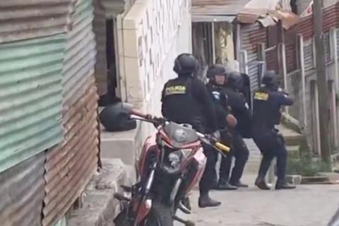 As&iacute; fue la captura del hombre que disparaba al aire en zona 5 (Video)