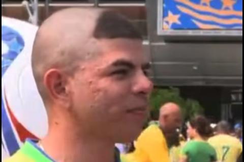 Guatemalteco se hace viral por su look de Ronaldo en juego de Brasil (video)
