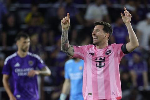 (VIDEO) Messi anota doblete en remontada de Inter Miami en Orlando