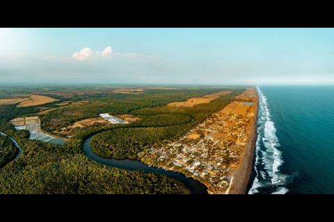 &iquest;Buscas olas perfectas y atardeceres m&aacute;gicos? &iexcl;Ven a El Pared&oacute;n!