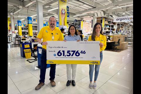 EPA entrega Q61 mil para becas de alba&ntilde;iler&iacute;a en Guatemala