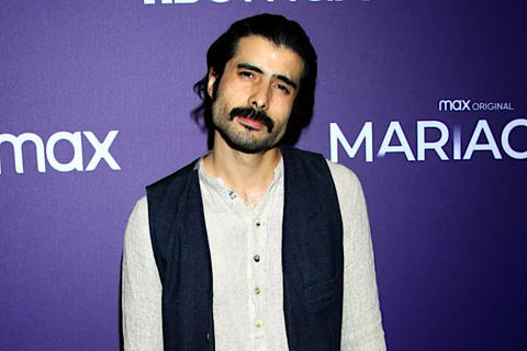 Actor Jos&eacute; &Aacute;ngel Bichir cae desde un tercer piso 