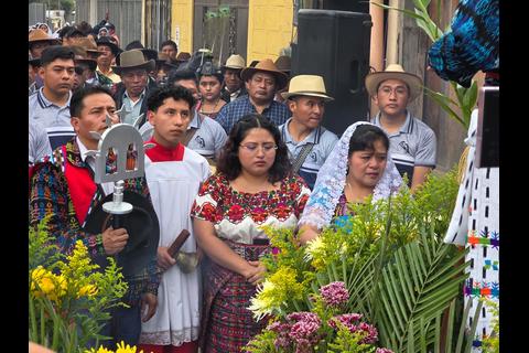 Diego Mendoza servir&aacute; un a&ntilde;o m&aacute;s al Patriarca San Jos&eacute; en San Juan La Laguna