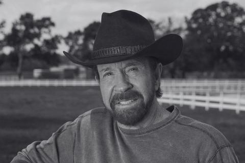 Fallece el actor Chuck Norris tras sufrir complicaciones m&eacute;dicas