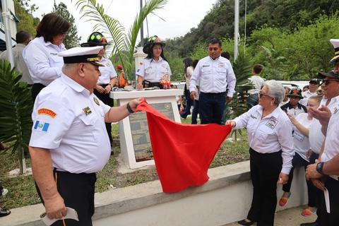 Bomberos Voluntarios inauguran subestaci&oacute;n en Alta Verapaz 