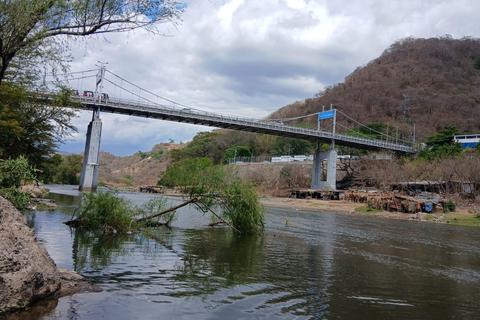 Insivumeh fortalece monitoreo h&iacute;drico con mediciones t&eacute;cnicas en el r&iacute;o Paz