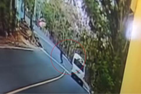 C&aacute;mara de vigilancia revela ataque contra piloto del Ministerio de Salud (video)