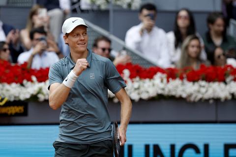 Sinner gana su primer t&iacute;tulo en Madrid y hace historia en el tenis