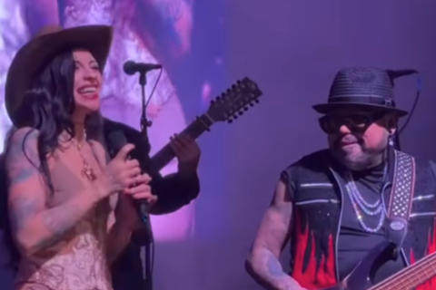 Cazzu sorprende al interpretar a Selena junto a A.B. Quintanilla (video)