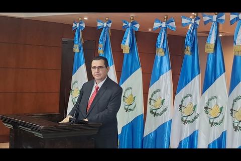 Garc&iacute;a Luna crear&aacute; Comisi&oacute;n para revisar casos contra exiliados