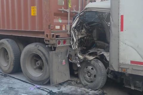 As&iacute; se encuentra el tr&aacute;nsito en la ruta al pacifico este viernes 