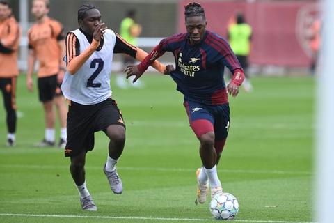 Arsenal recibe al Lille y apunta al liderato de la Champions