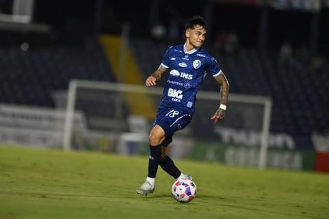 Polic&iacute;a captura a jugador del Cartagin&eacute;s de Amarini Villatoro