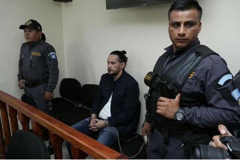 Suspenden juicio contra acusado de secuestrar a odont&oacute;logo por usar celular en c&aacute;rcel