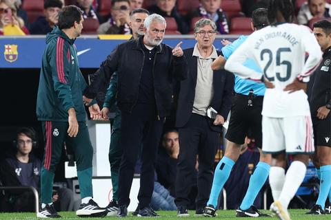 Mourinho: 'El objetivo no es ganar en el Camp Nou, es ganar t&iacute;tulos'