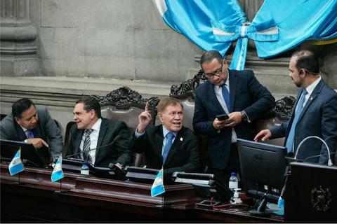 Diputados gastan cuatro horas en un debate sin avanzar en la agenda