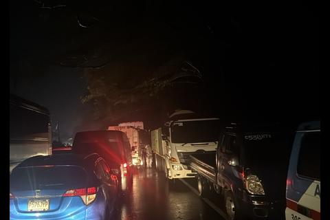 &iexcl;El Sur colaps&oacute;! Reportan largas filas tras enfrentamiento en Cuyotenango