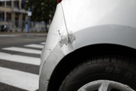 Accidente de tr&aacute;nsito termina en intento de asalto y disparos en bulevar Liberaci&oacute;n