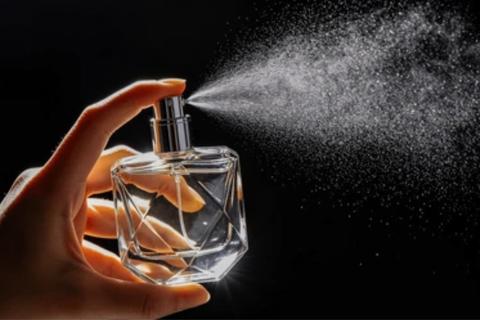 SAT retiene m&aacute;s de 11 mil frascos de perfume en Puerto Quetzal