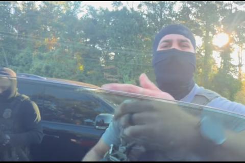 &iexcl;Lo grab&oacute; todo! As&iacute; evit&oacute; un guatemalteco ser detenido por ICE (video)
