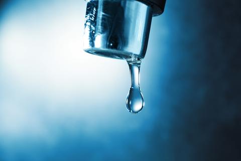 Salud se pronuncia tras denuncia de agua contaminada en San Crist&oacute;bal, Mixco