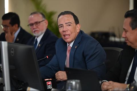 &Aacute;lvaro Gonz&aacute;lez Ricci cierra gesti&oacute;n en el Banguat con inflaci&oacute;n en meta