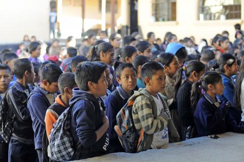 Revoltoso inicio de clases: el desafío de atender la primaria