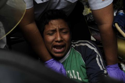 Pedro, el joven que se salvó de morir bajo una montaña de basura