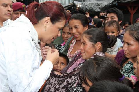 Roxana Baldetti: ¿Secretaria General o Vicepresidenta? Decídase.