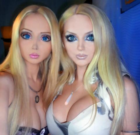 la familia barbie humana