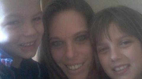 Madre confesó que "disfrutaba" ver cómo violaban a sus hijos