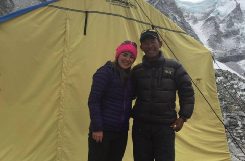 &iexcl;Lo logr&oacute;! La guatemalteca B&aacute;rbara Padilla lleg&oacute; a la cima del Everest