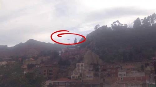 Captan en video un OVNI sobrevolando las monta&ntilde;as de Bolivia