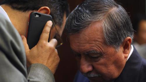 FCN defiende incorporaci&oacute;n de tr&aacute;nsfugas, los considera "dignos"